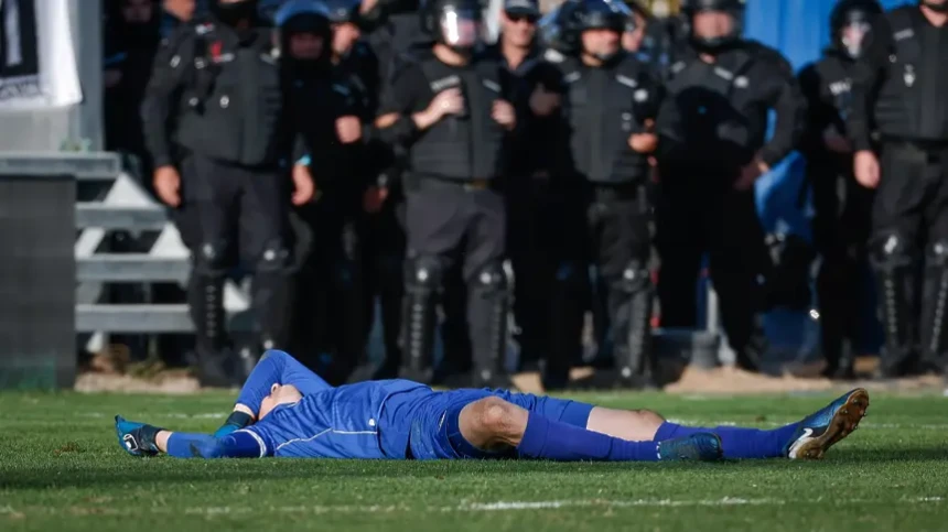 МВР наказа 8-те хулигани, прекратили дербито на Пловдив